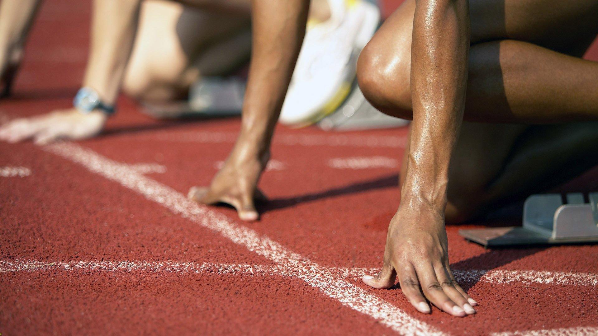 意甲联赛激战正酣，国际米兰力克尤文图斯登顶积分榜