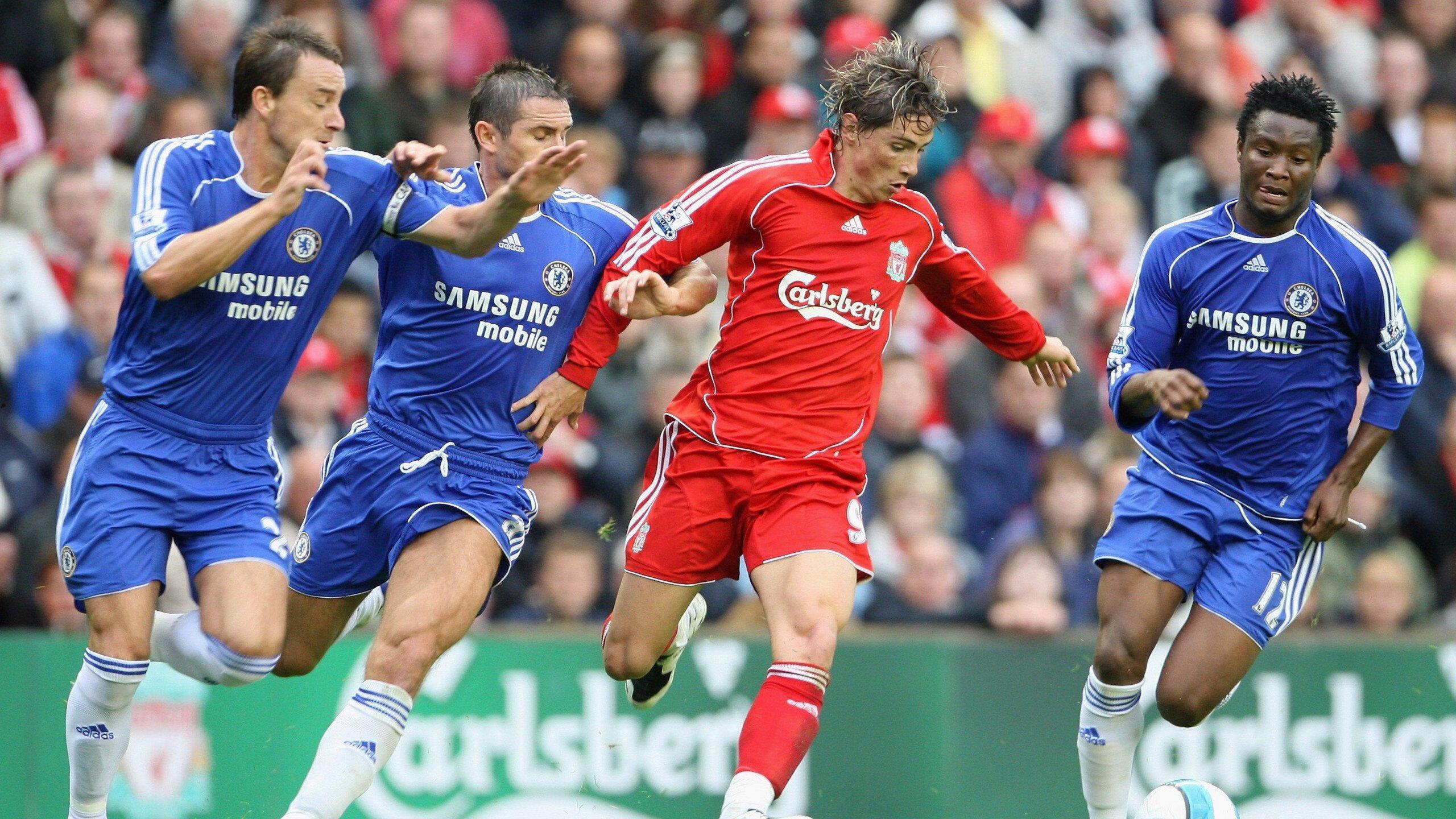 皇马放弃安菲尔德赛前适应训练 阿隆索直言，避开镜头包围，专注比赛本身